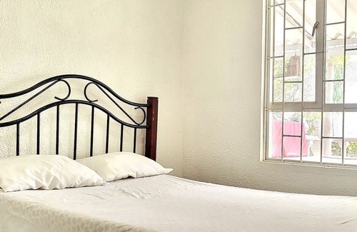 Flandes House | House Closed condominium TV Wi-Fi Jacuzzi and Pool