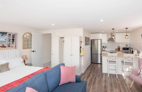 Coolum Beach Cottage | Ashvale Beach Cottage