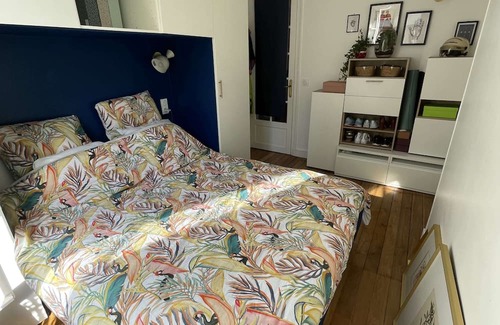 Epinettes Apartment | Love nest near Batignolles