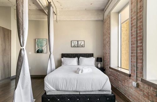 Cedars Apartment | Butler 322