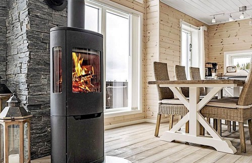 Sndre Land House | 4 star holiday home in Fall