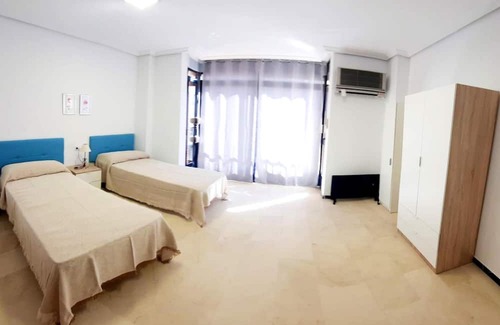 Merida Old Town Apartment | Homerez - Amazing apartement for 4 ppl. at Mérida