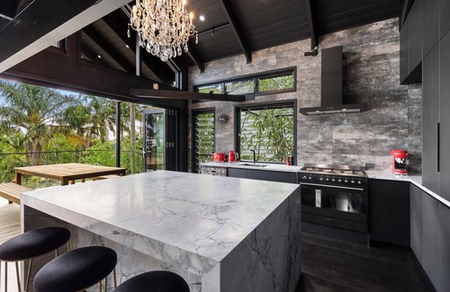 Noosa Heads Apartment | Exclusive Noosa Heads - Private Piece of Paradise