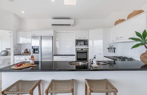 Peregian Beach Apartment | 'Pandandus Rise' 1/9 Avocet Parade