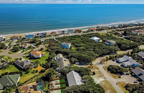 Maleza Baja House | New Trends in Ramey Aguadilla