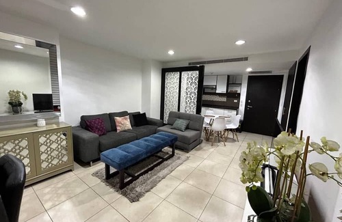 Guayaquil Apartment | River view suite in Pto Santana