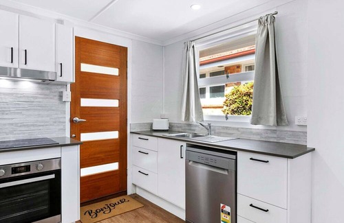 Point Vernon House | Welcome to Cockatoos View