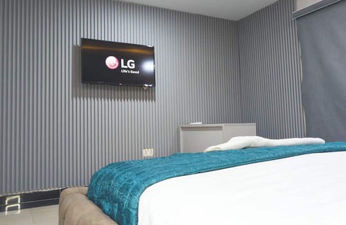 Yaba Apartment | One Bedroom In Lagos Lazuli
