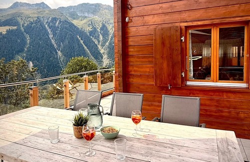 Bellwald Ski Chalet | Holiday house Bellwald for 1 - 6 persons with 3 bedrooms - Chalet