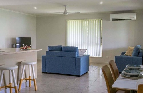 Tin Can Bay House | Welcome to "Tinnie Retreat"