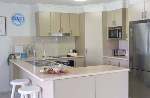 Tin Can Bay House | Welcome to "Tinnie Retreat"
