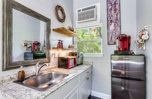 Weatherford House | Tiny Harvest House