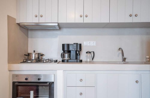 Kithira Apartment | Apartment 'Angel's 2' with Shared Terrace, Wi-Fi and Air Conditioning