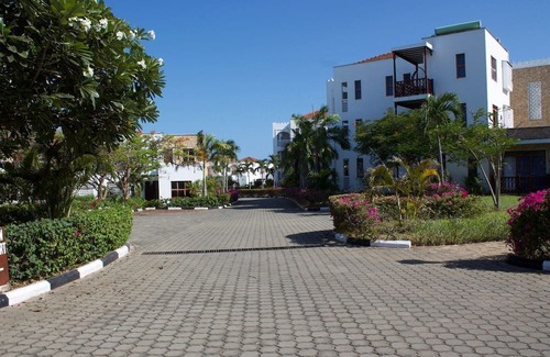 Gede Apartment | 2-bedroom apartment in marvelous Kilifi County with AC beach Front and flowers