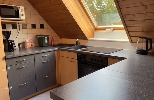 Bad Windsheim Apartment | Apartment '1' with Balcony and Wi-Fi