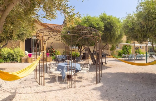 Portiragnes House | Holiday Home 'Les Flamants' with Sea View, Wi-Fi and Air Conditioning