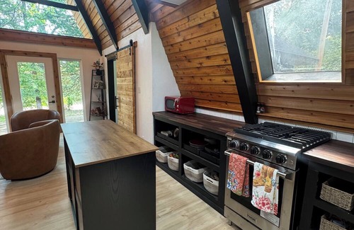 Guthrie Cabin | Secluded A-Frame Near Lazy E