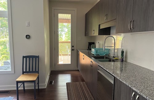 Dwight Cottage | 3000SF Modern Cottage Algonquin, Muskoka