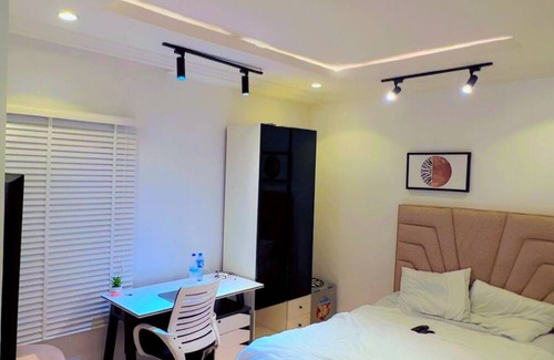 Abuja Apartment | Cozy Studio Apt, Wuye, Abuja central