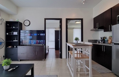 Ugong Condo | Kasara C5 Pasig 2BR 2BA WowHigh Corner Spectacular Views Arcovia SM Tiendesitas