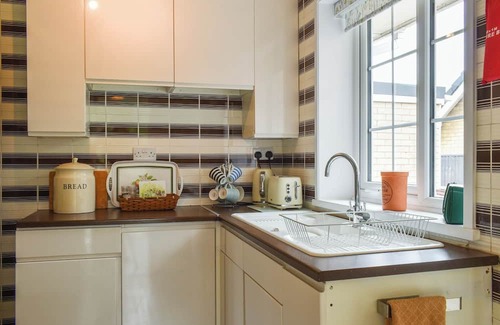Sherwood Forest Cottage | 3 bedroom accommodation in Edwinstowe