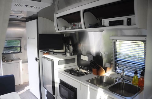 Santiago House | AIRSTREAM - BAMBI, AIRSTREAM Hermosa Hills Luxury Villas