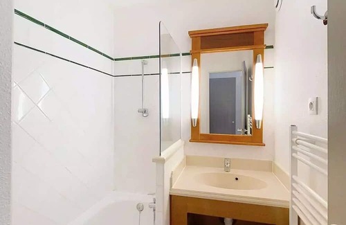 Lacanau-Ocean Apartment | Residence Lacanau Les Pins - Apartment 4 persons tourist residence with pool Lacanau