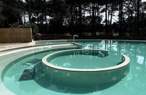 Lacanau-Ocean Apartment | Residence Lacanau Les Pins - Apartment 4 persons tourist residence with pool Lacanau