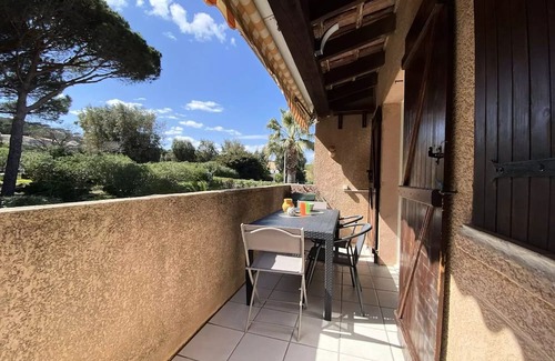 Sainte-Maxime Apartment | Residence Soleil D Or Ii - 2 Rooms for 5 People