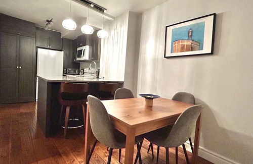 Viauville Condo | Condo Olympique MTL/Sunny condo near the Olympic stadium!