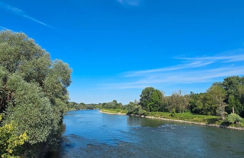 Vohburg an der Donau House | Holiday Home 'Donauliebe' with Private Terrace and Private Garden