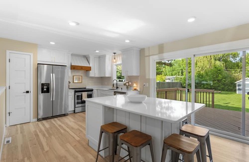 Grand Forks House | Oak Street Haven: Remodeled 3BR Near Grand Forks' Best Spots