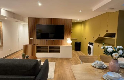 Plaisance Apartment | Le Nid Secret - Charming studio in the heart of Paris