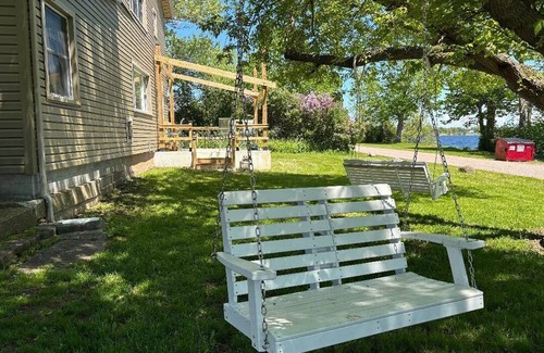 Chaumont House | Lake Front House in Beautiful Guffin Bay, Chaumont