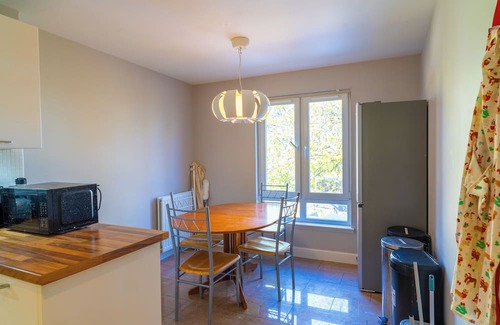 Cults House | Charming 4-bedroom house with AC, fitness room in lovely Cults