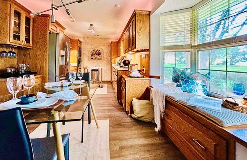 DeSoto House | Texas Style & Comfort