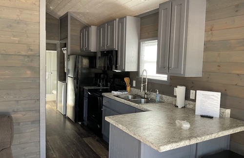 Pearl River House | Tiny Homes for Rent, minutes to the Casino, Golf Course & Water Park