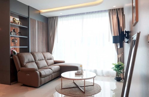 Phuket Apartment | Charming 2-bedroom apartment with WiFi, fitness room in lovely Kathu