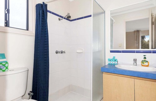 Busselton Bed & Breakfast | Eagle Bay Room - 2 @ Observatory Guesthouse