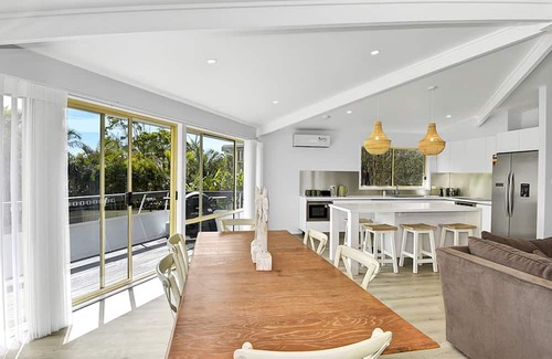 The Entrance North House | Sunset Lake House - Perfect combination of comfort and relaxation with beautiful sunset views