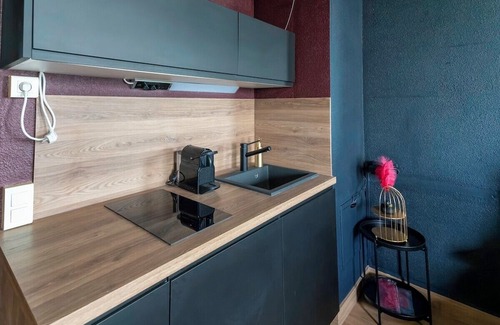 Ile Beaulieu Apartment | Le Beaulieu ~ Love Room ~ Balneo ~ Sparkling wine