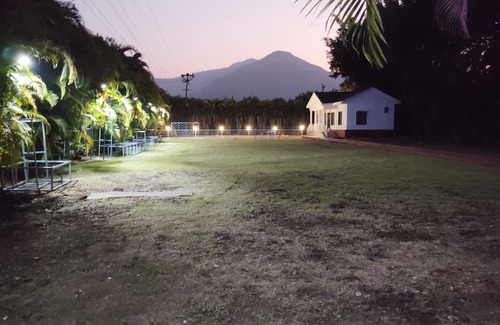 Wai Villa | Charming 2-bedroom villa in welcoming Wai with WiFi
