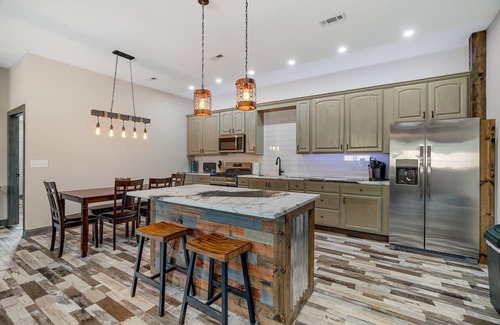 Bellmore House | Raccoon Lake Retreat