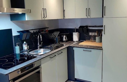 La Madelaine-sous-Montreuil Apartment | Gîte Abel, sleeps 4