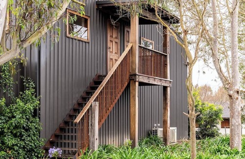Richmond Lowlands House | Cute Apartment Accomodation on Prestige Polo Property on Outskirts of Village