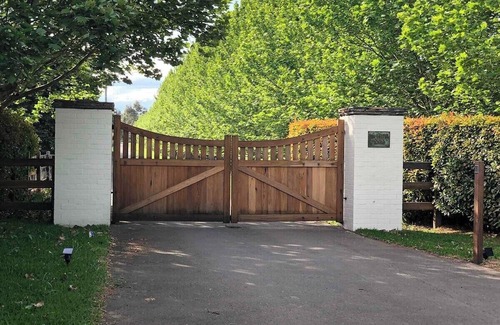 Richmond Lowlands House | Cute Apartment Accomodation on Prestige Polo Property on Outskirts of Village