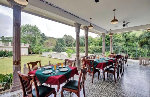 Udaipur District Villa | Modern 5BHK Villa with Private Pool, Bonfire Area & Mountain Views