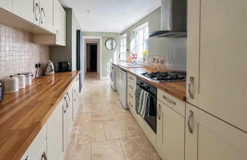 Easton on the Hill Cottage | 3 bedroom accommodation in Easton On The Hill, near Stamford
