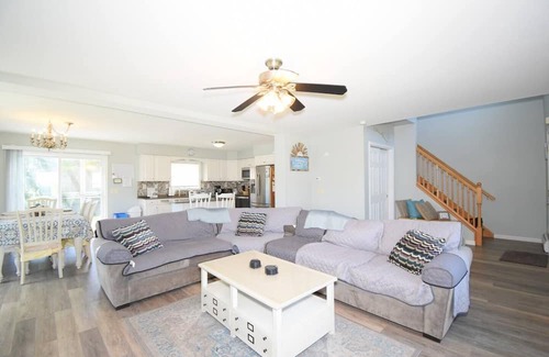 Eastward Look House | Beautiful Beach Estate