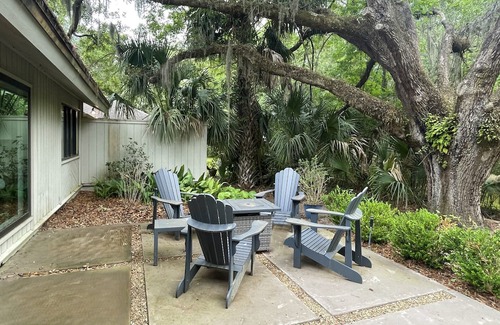 Sea Pines House | 21 Water Oak at The Sea Pines Resort